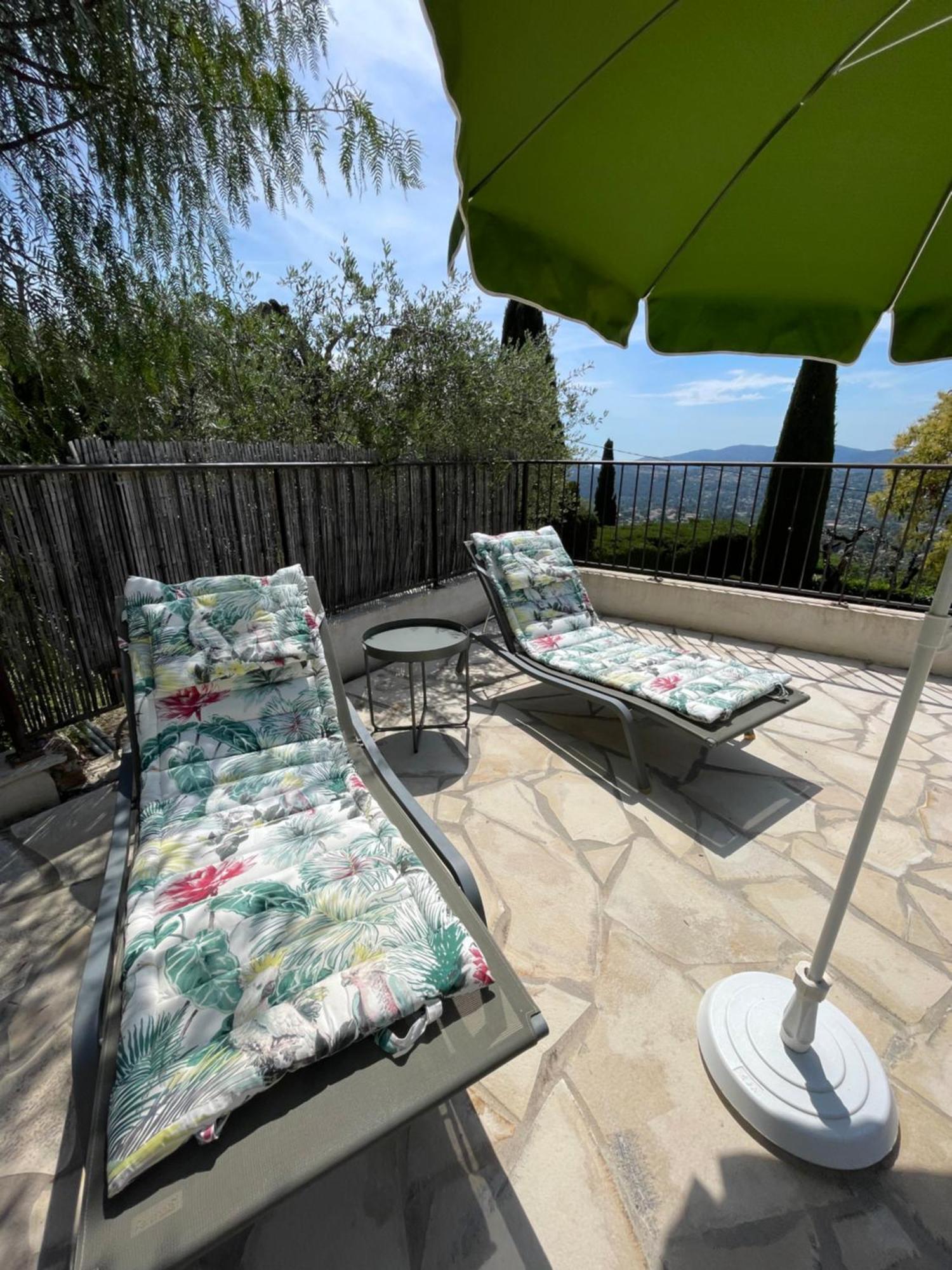 Villa Daphne Speracedes Exterior photo
